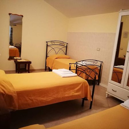 La Rosa Del Barone Bed & Breakfast Cancellara Bagian luar foto