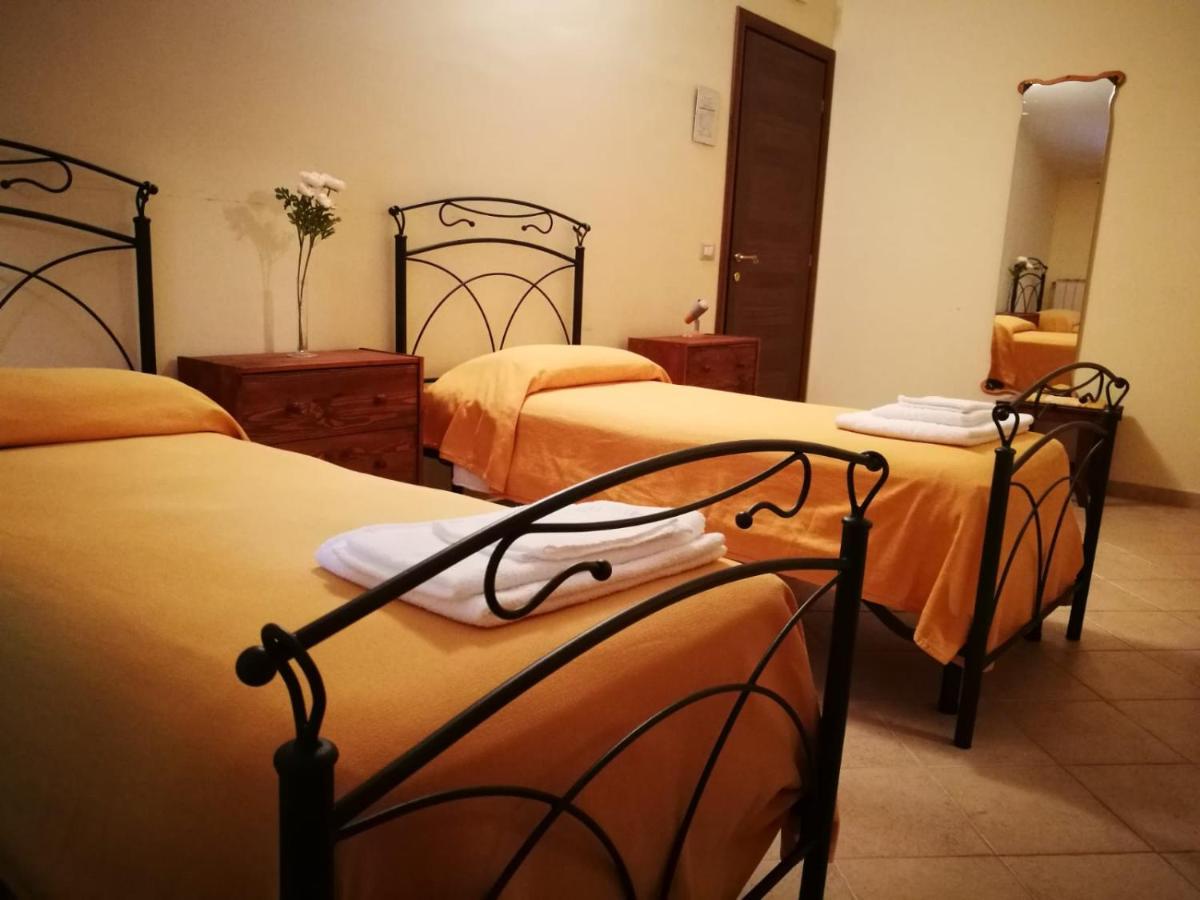 La Rosa Del Barone Bed & Breakfast Cancellara Bagian luar foto
